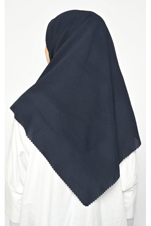 Hijab Segi 4 Diamond Lasercut Navy